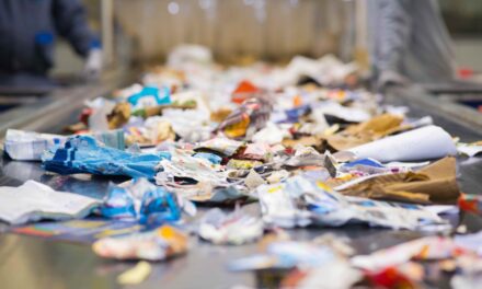 Choosing the right belt material for recycling applications