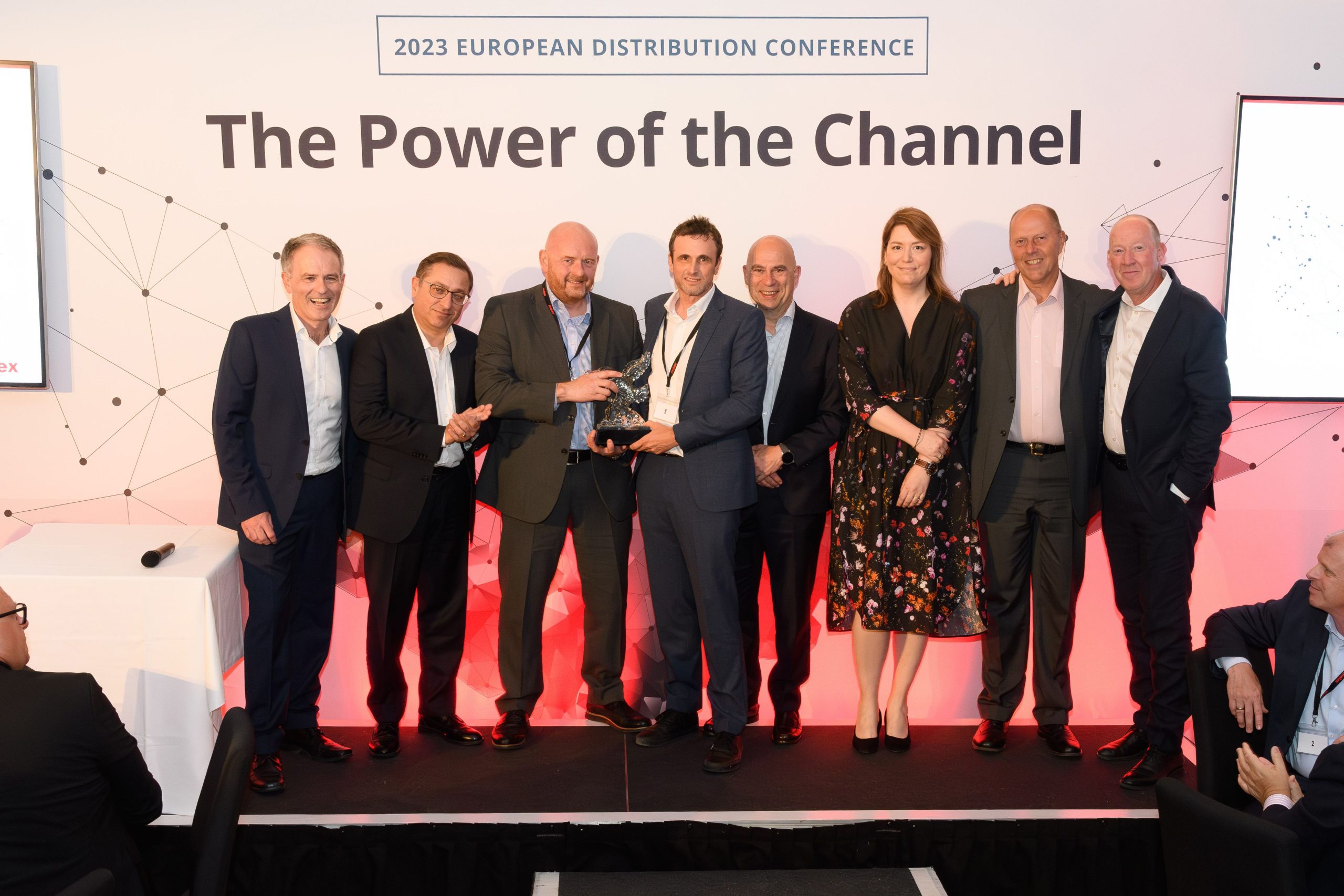 Farnell wins ‘European e-Catalogue Distributor of the Year’ award from Molex